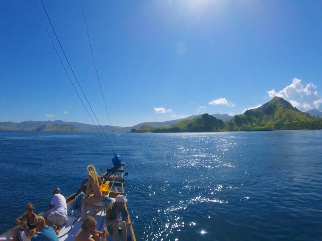 komodo cruise